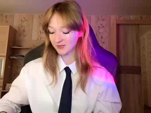 LisaSchroyer live cam on BongaCams
