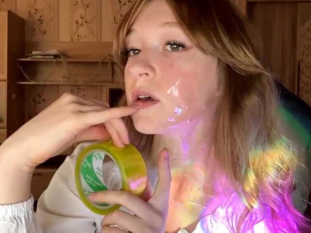 LisaSchroyer live cam on BongaCams