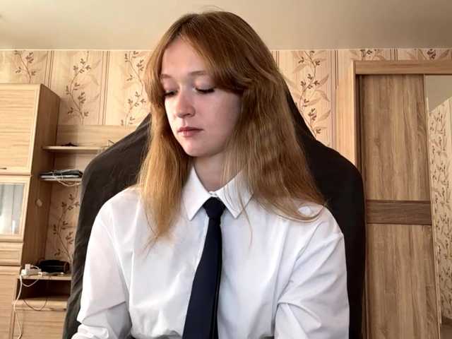LisaSchroyer preview
