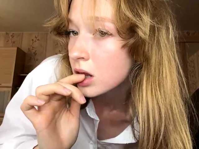 LisaSchroyer live cam on BongaCams