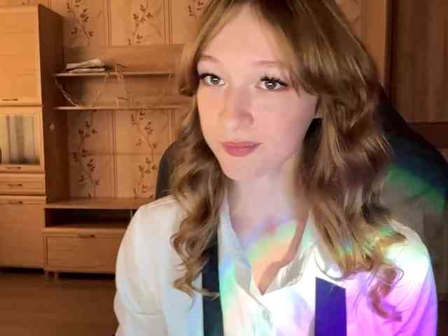 LisaSchroyer webcam