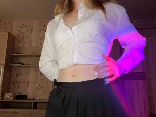 LisaSchroyer webcam
