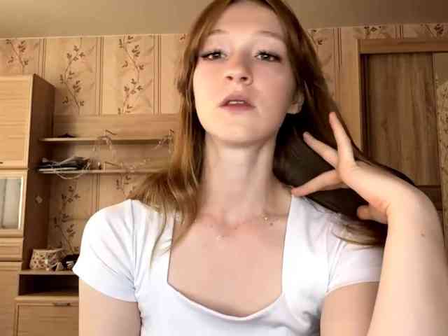 Model: LisaSchroyer