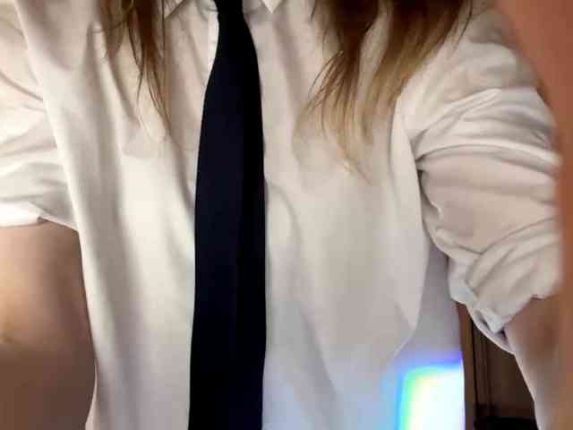 LisaSchroyer webcam
