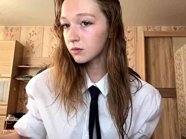 LisaSchroyer webcam