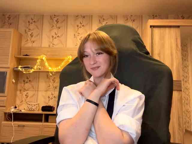 lisaschroyer's live room