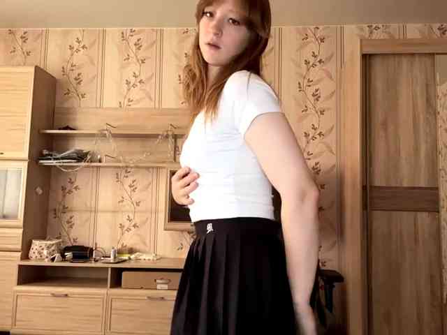 LisaSchroyer webcam