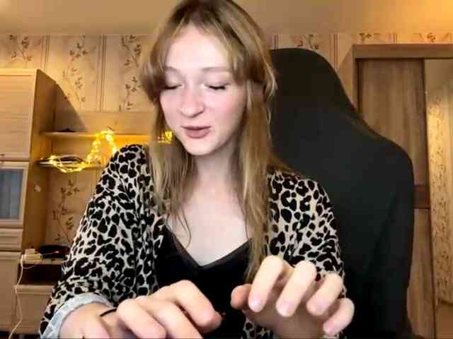 LisaSchroyer LisaSchroyer