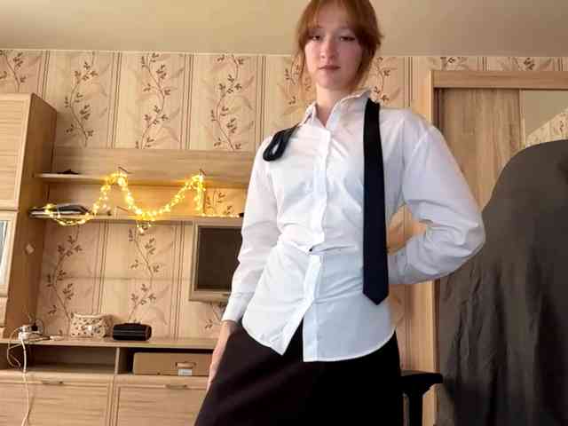 LisaSchroyer webcam
