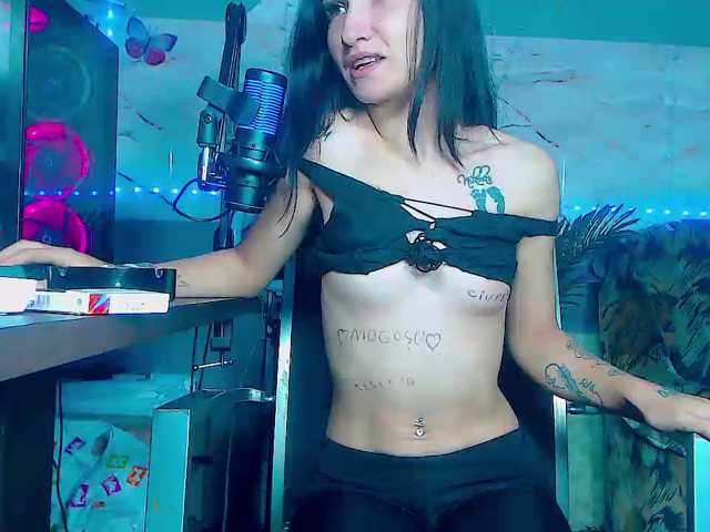 BunnyBliss3 live cam on BongaCams