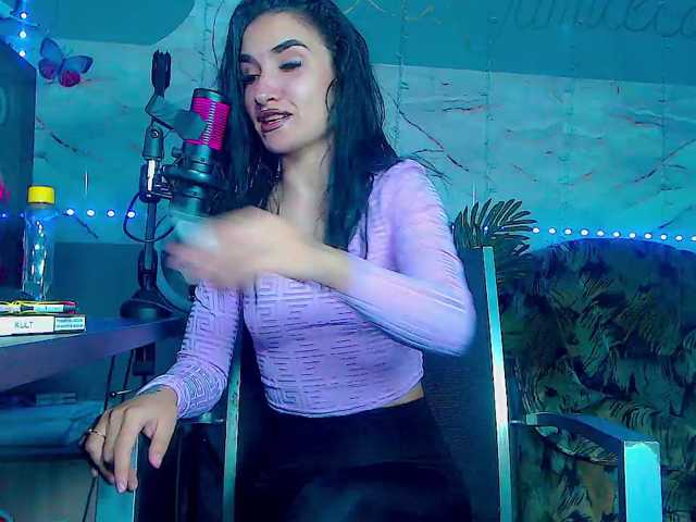 BunnyBliss3 live cam on BongaCams