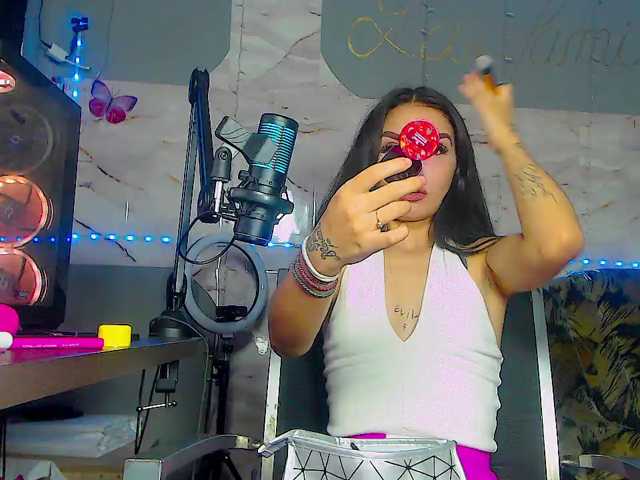 BunnyBliss3 live cam on BongaCams