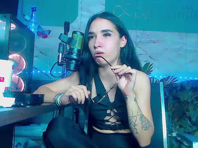 BunnyBliss3 live cam on BongaCams