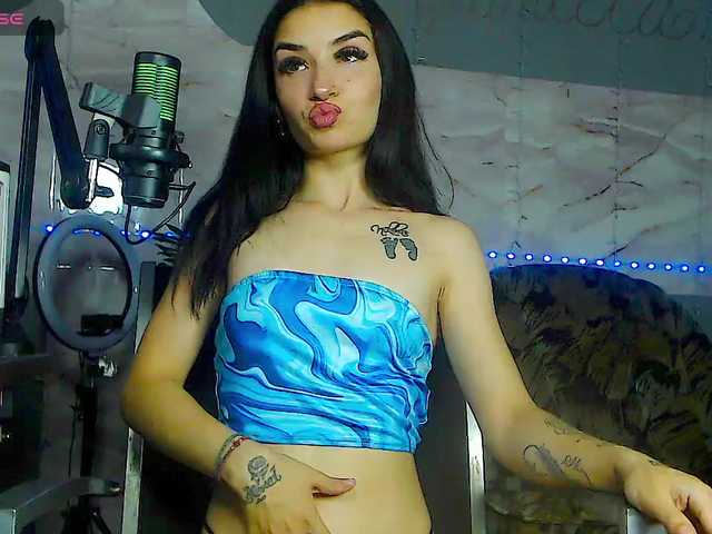 BunnyBliss3 live cam on BongaCams