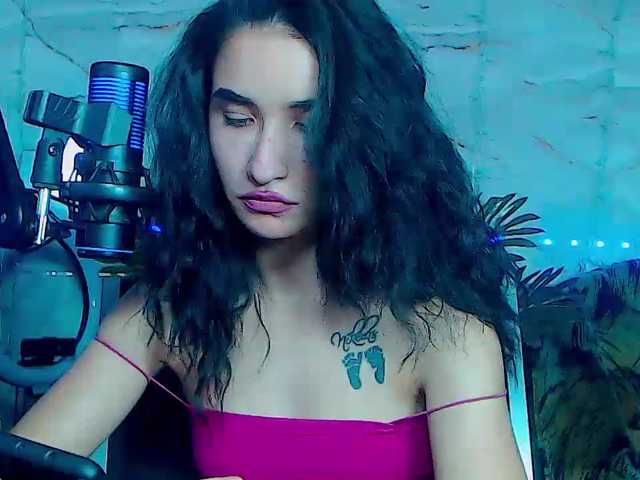 BunnyBliss3 live cam on BongaCams
