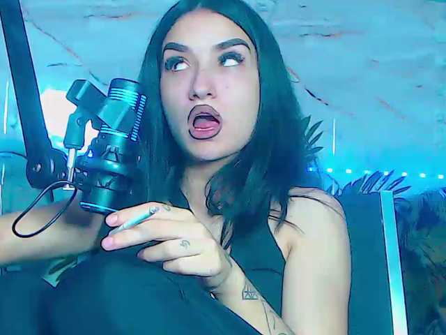 BunnyBliss3 live cam on BongaCams