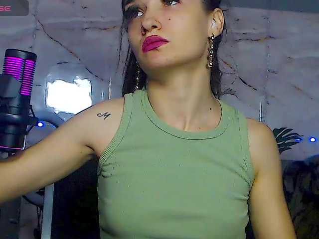 BunnyBliss3 live cam on BongaCams