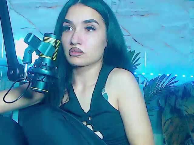BunnyBliss3 live cam on BongaCams
