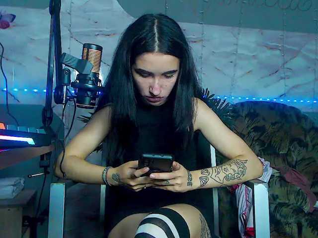 BunnyBliss3 live cam preview