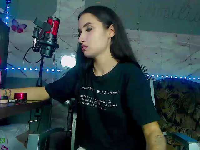 BunnyBliss3 live cam on BongaCams