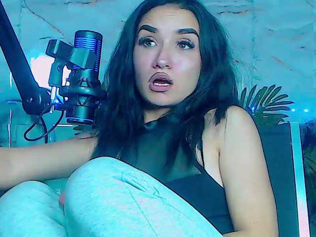 BunnyBliss3 live cam preview