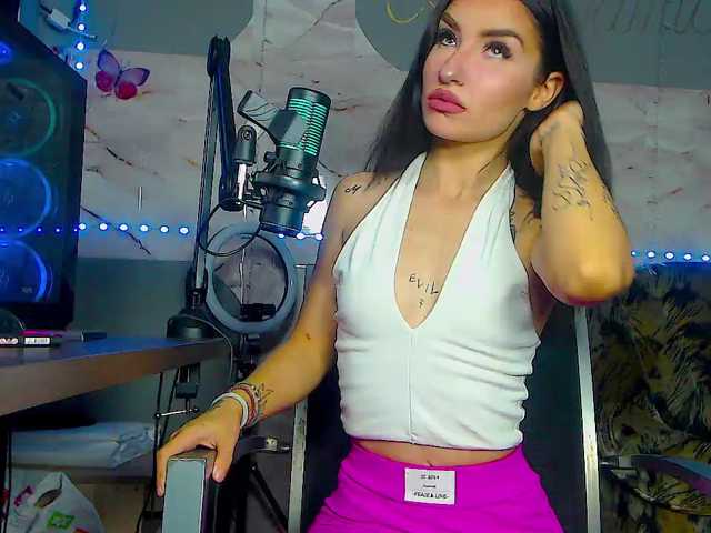 BunnyBliss3 live cam on BongaCams