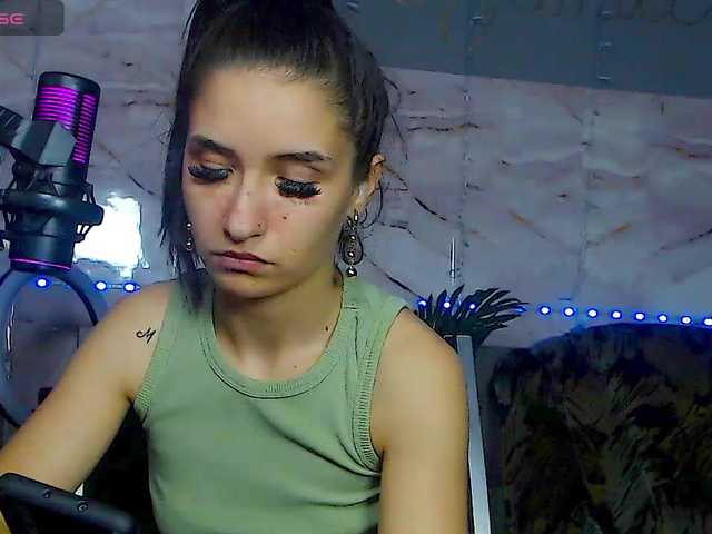 BunnyBliss3 live cam on BongaCams