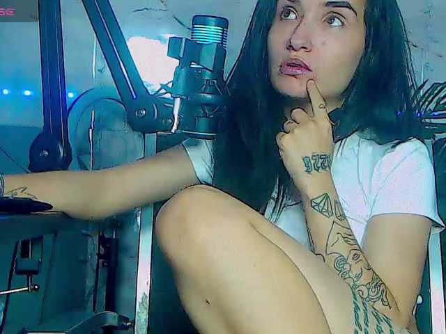 BunnyBliss3 live cam on BongaCams