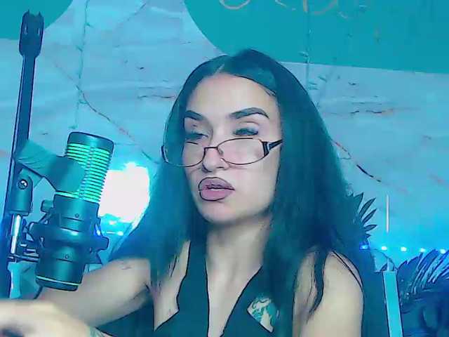 BunnyBliss3 live cam on BongaCams