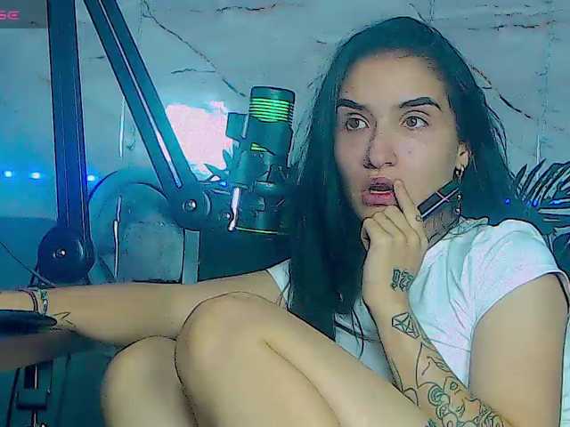 BunnyBliss3 live cam on BongaCams