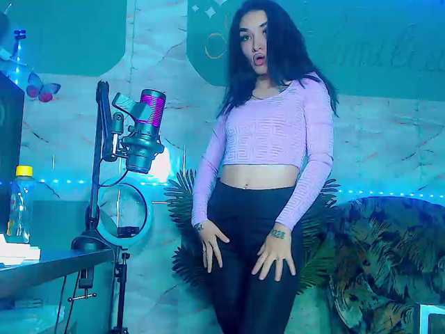 BunnyBliss3 live cam on BongaCams