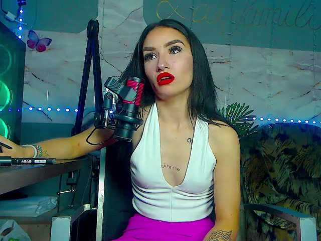 BunnyBliss3 live cam on BongaCams