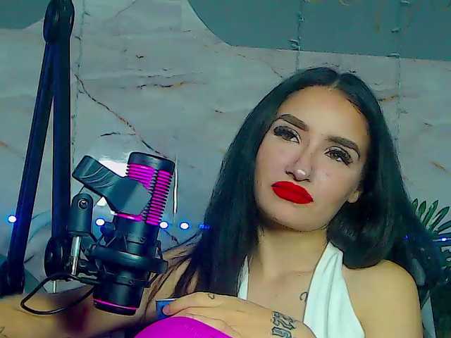 BunnyBliss3 live cam on BongaCams