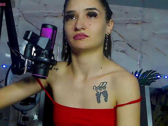 BunnyBliss3 live cam on BongaCams