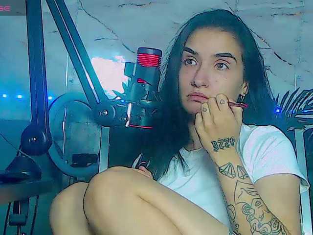 BunnyBliss3 live cam on BongaCams