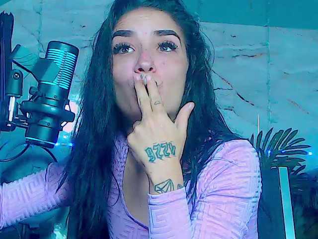 BunnyBliss3 live cam on BongaCams