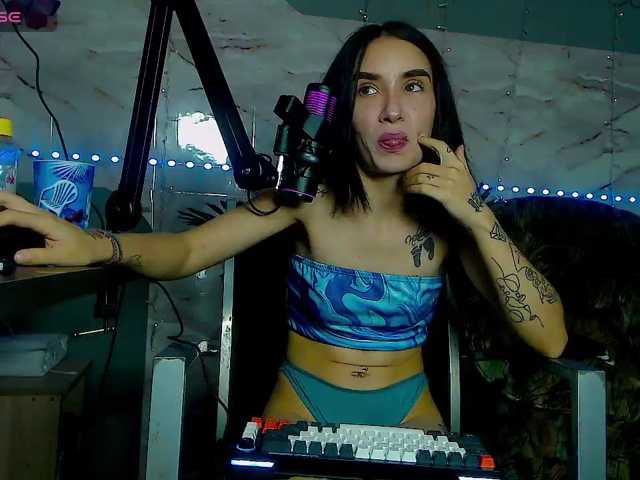 BunnyBliss3 live cam preview