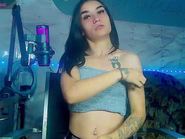 BunnyBliss3 live cam on BongaCams