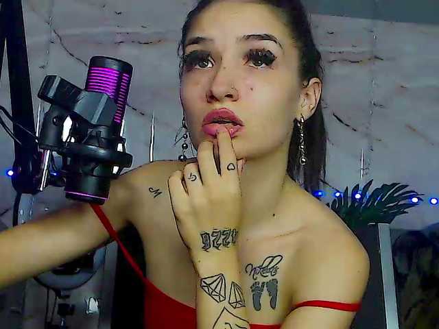 BunnyBliss3 live cam on BongaCams
