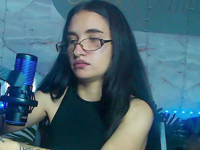 BunnyBliss3 live cam on BongaCams