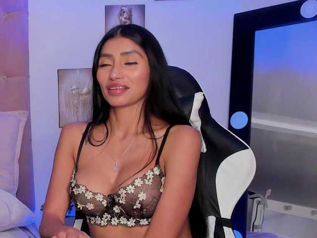 Elayamars live cam on BongaCams