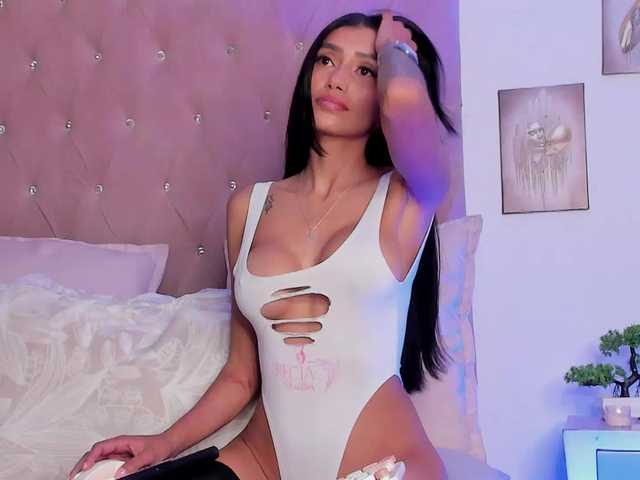 Elayamars live cam on BongaCams