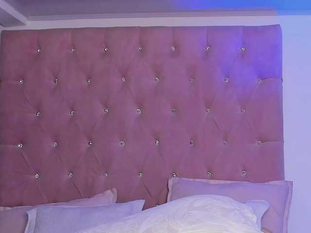 Elayamars live cam on BongaCams