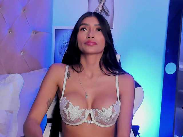 Elayamars live cam on BongaCams