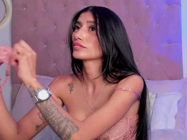 Elayamars live cam on BongaCams