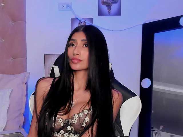 Elayamars live cam on BongaCams