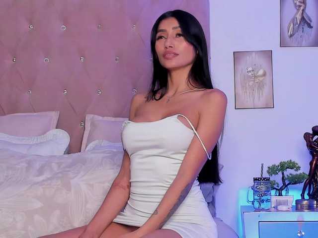 Elayamars live cam on BongaCams