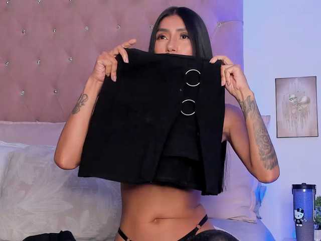 Elayamars live cam preview