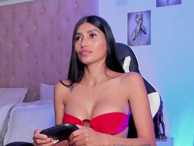 Elayamars live cam on BongaCams