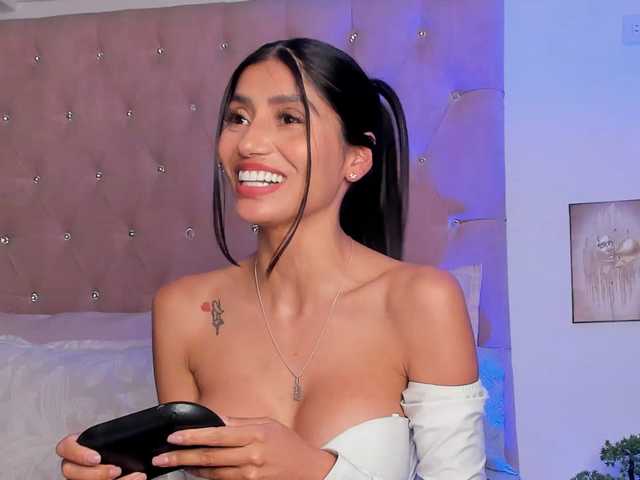 Elayamars live cam on BongaCams